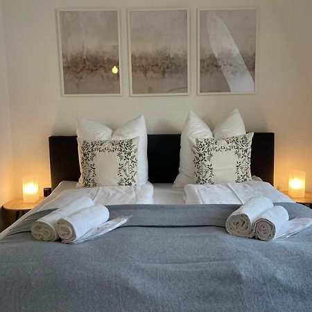 Raha Apartments - Modernes Studio-Apartment - Hbf - Gratis Parkplatz Erfurt Dış mekan fotoğraf