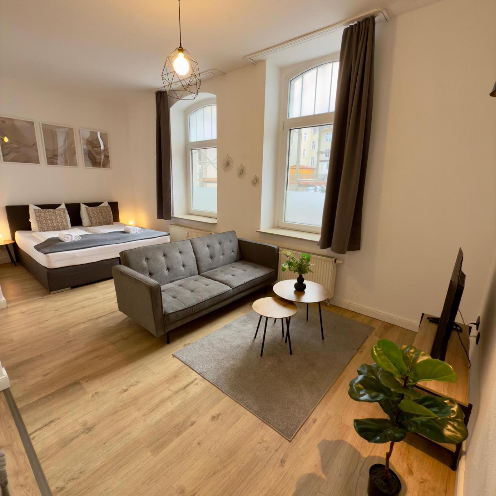 Raha Apartments - Modernes Studio-Apartment - Hbf - Gratis Parkplatz Erfurt Dış mekan fotoğraf